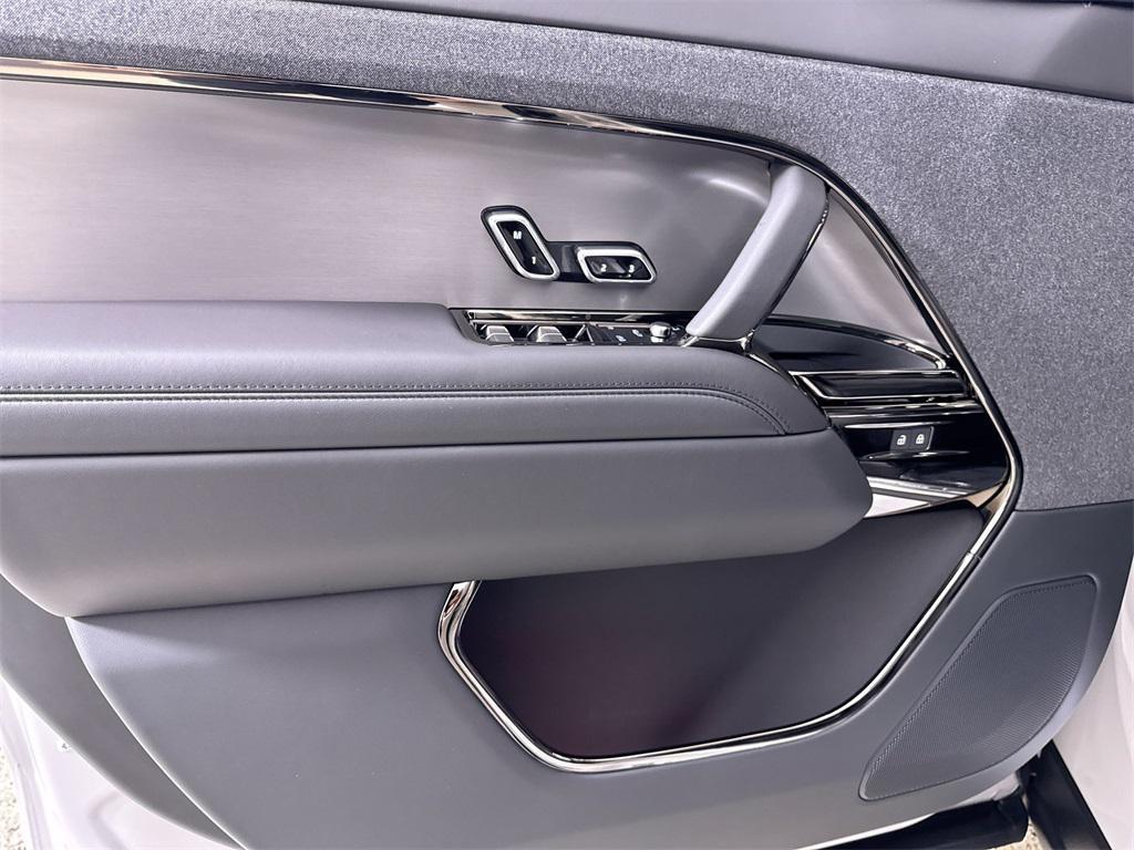 new 2025 Land Rover Range Rover Sport car, priced at $100,530