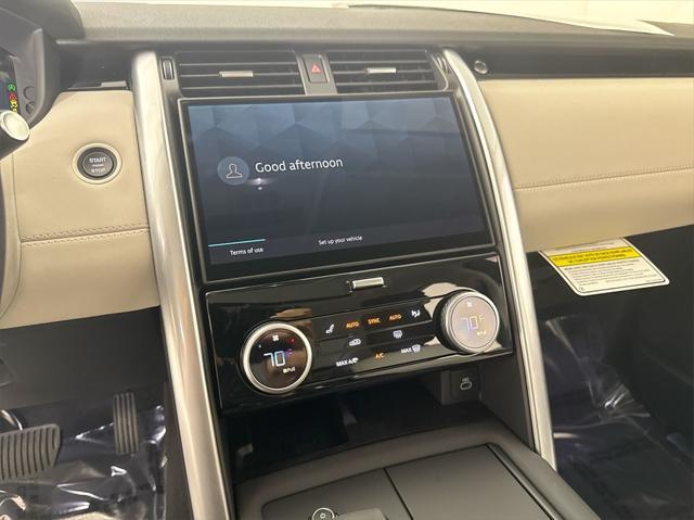 new 2025 Land Rover Discovery car, priced at $63,543