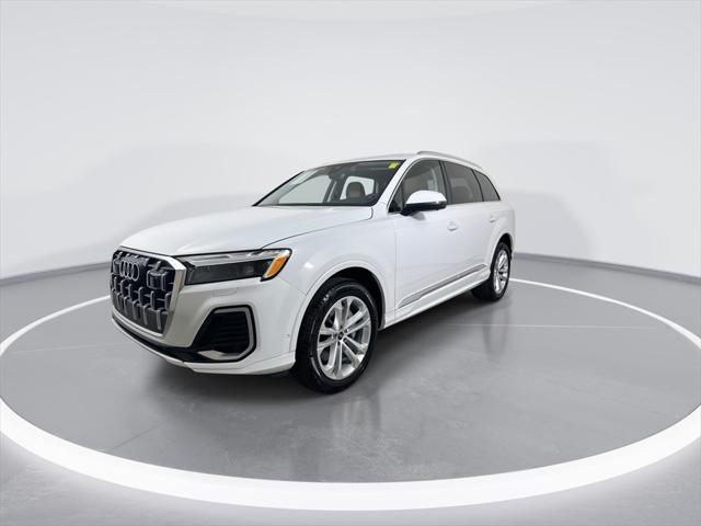 used 2025 Audi Q7 car, priced at $56,999