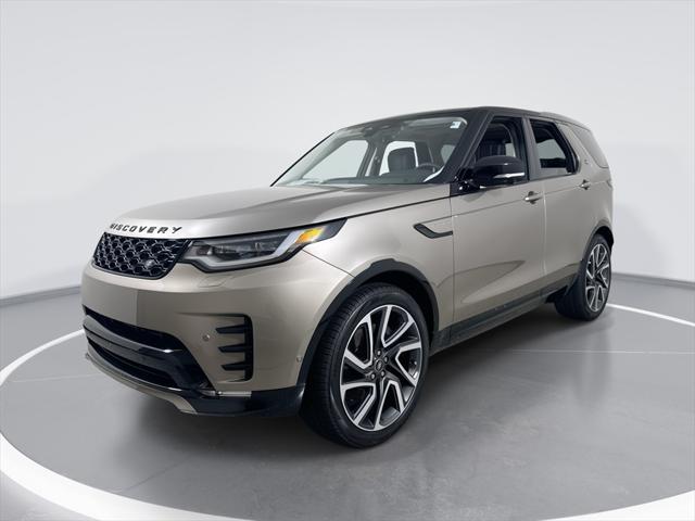new 2025 Land Rover Discovery car, priced at $78,643