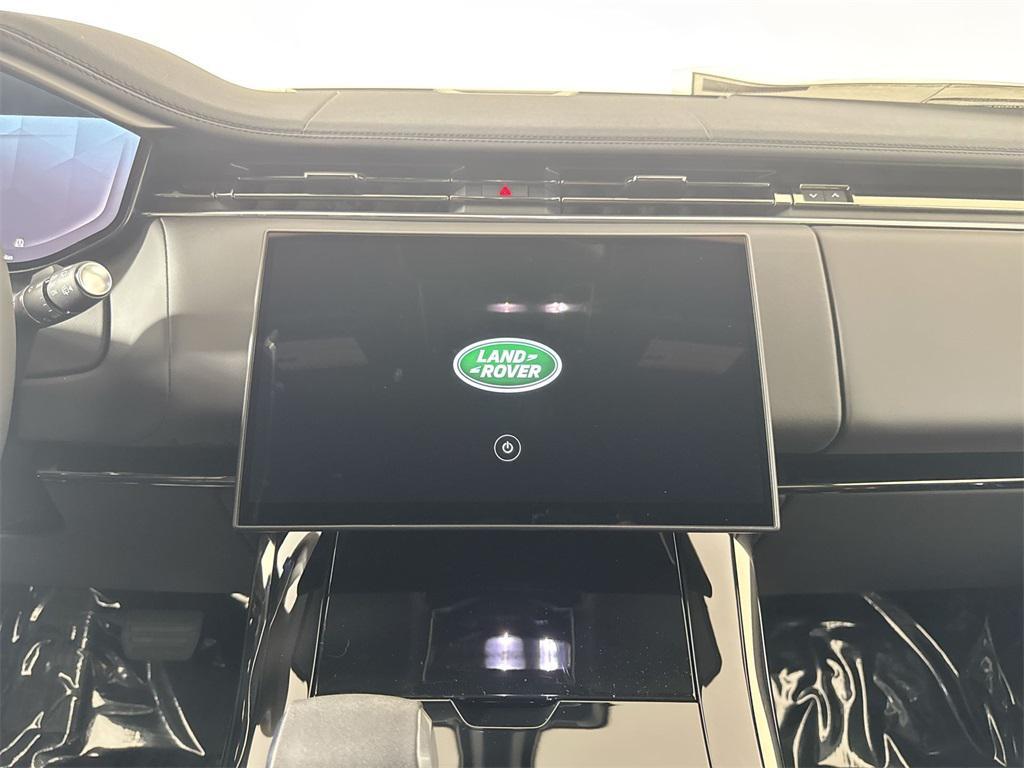 new 2025 Land Rover Range Rover Sport car, priced at $89,955