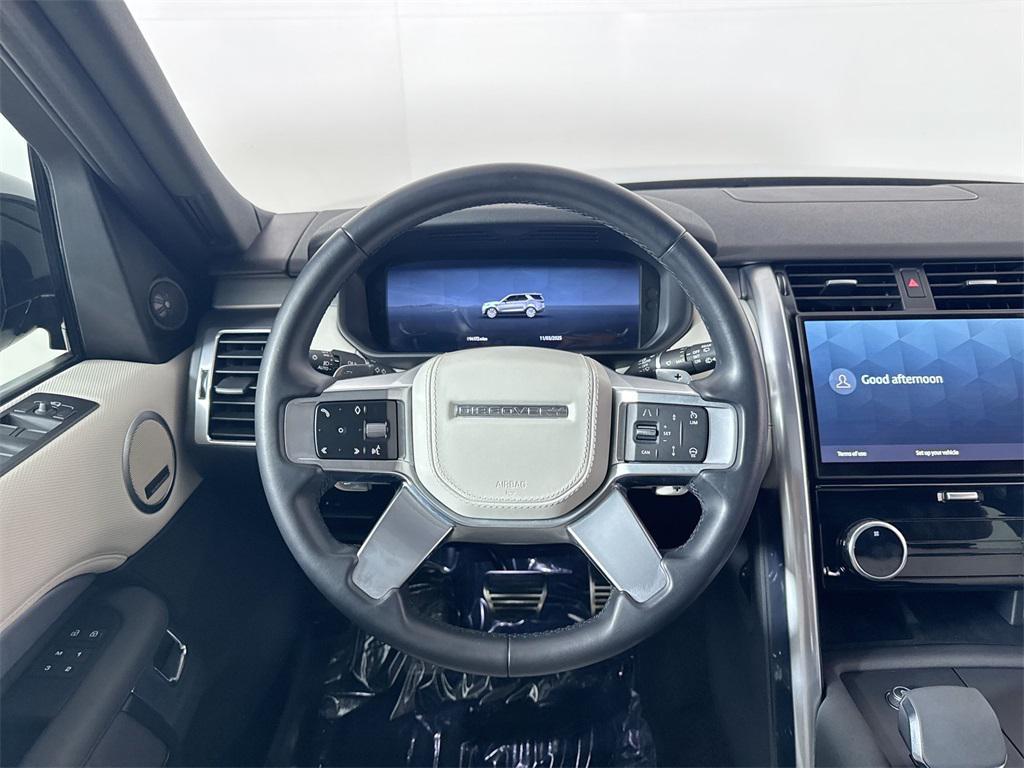 used 2024 Land Rover Discovery car, priced at $60,970
