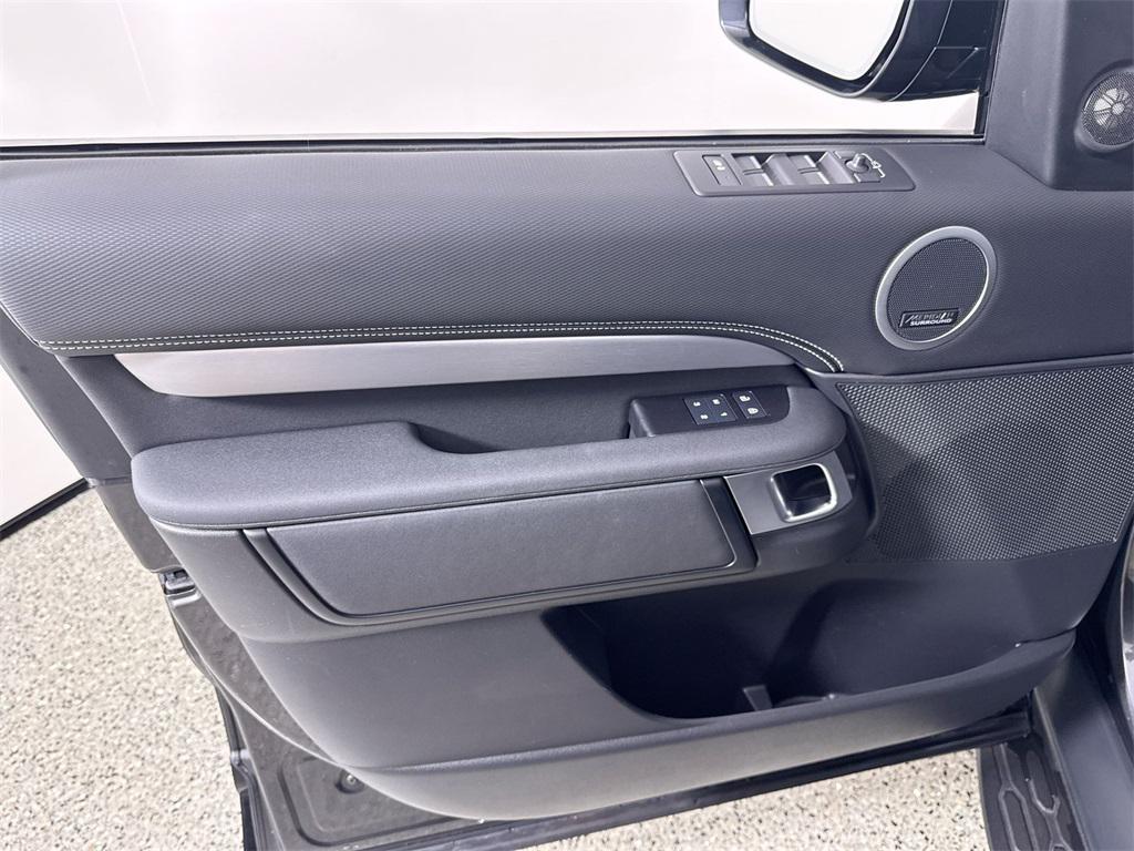 used 2024 Land Rover Discovery car, priced at $66,589