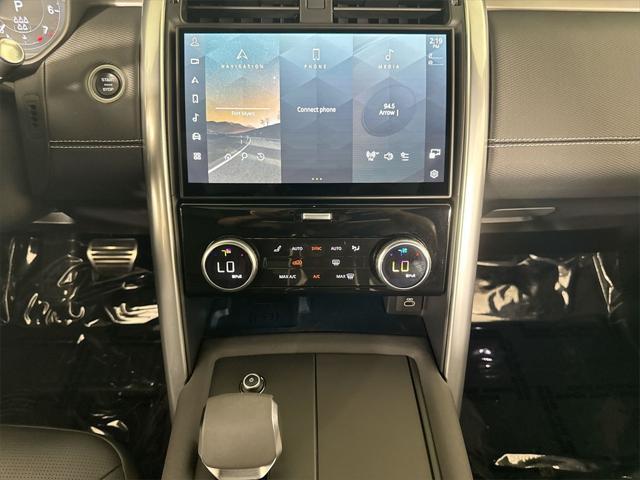 used 2024 Land Rover Discovery car, priced at $71,987