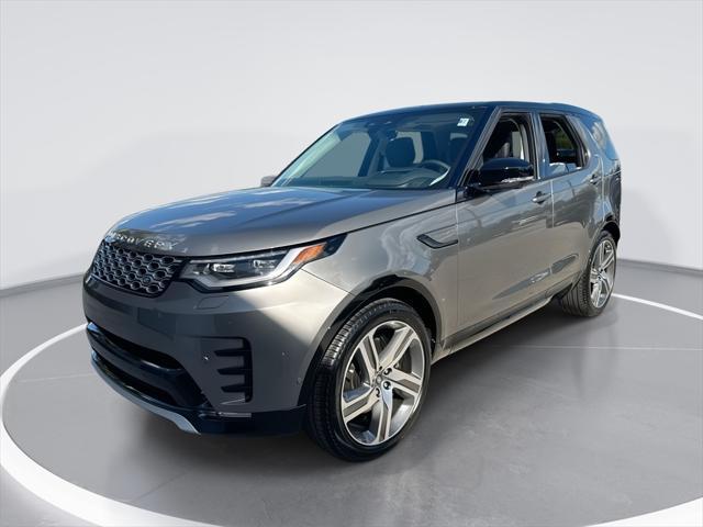 new 2025 Land Rover Discovery car, priced at $85,893