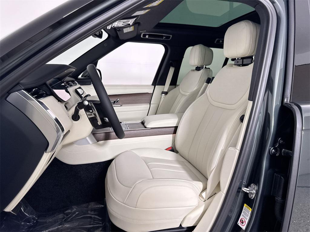 new 2025 Land Rover Range Rover car, priced at $124,445