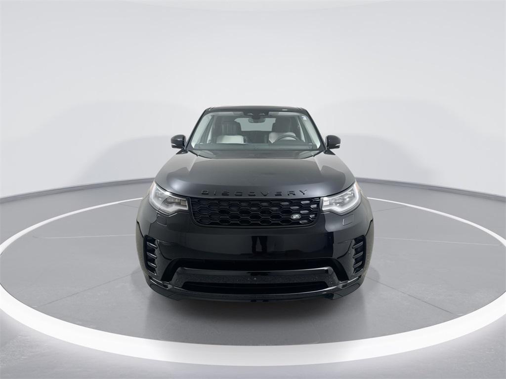 new 2025 Land Rover Discovery car, priced at $72,268