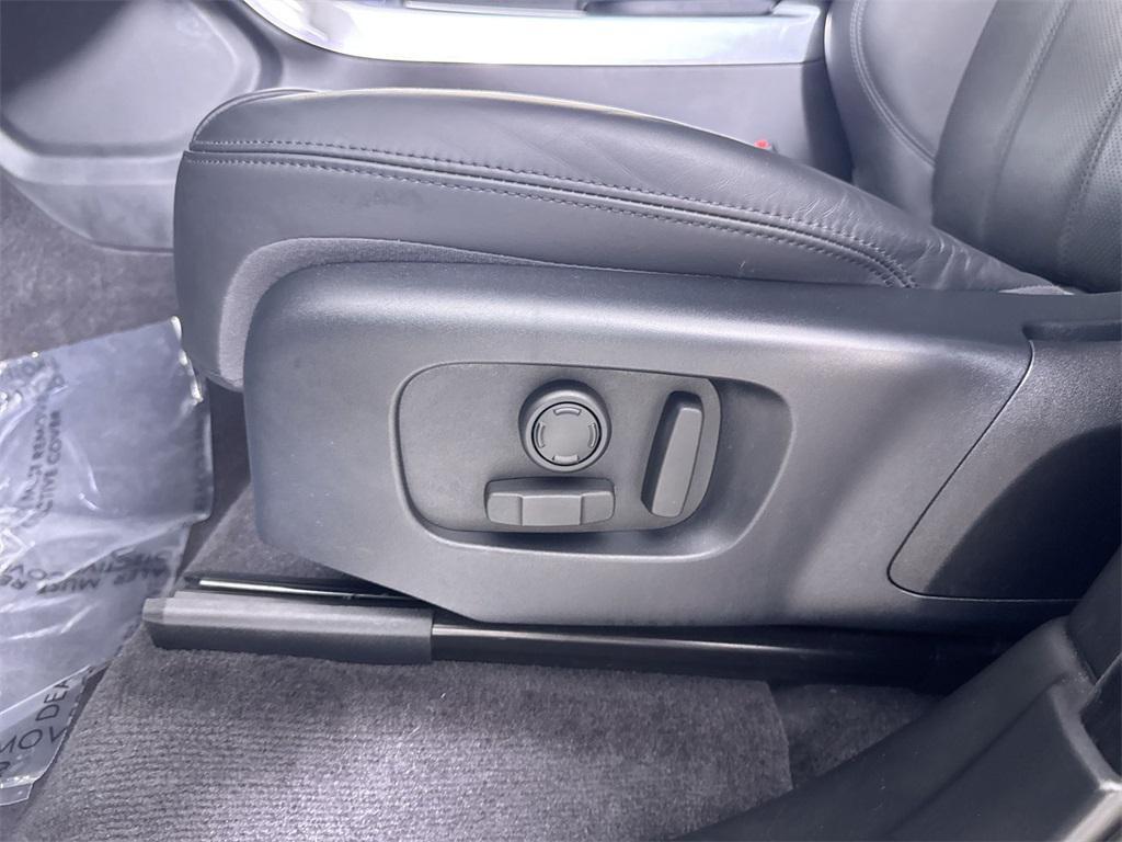 used 2020 Land Rover Range Rover Sport car, priced at $37,889