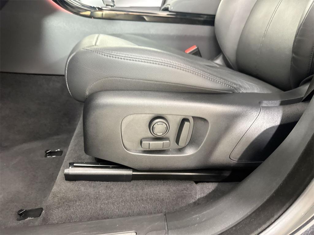 used 2025 Land Rover Range Rover Velar car, priced at $53,981