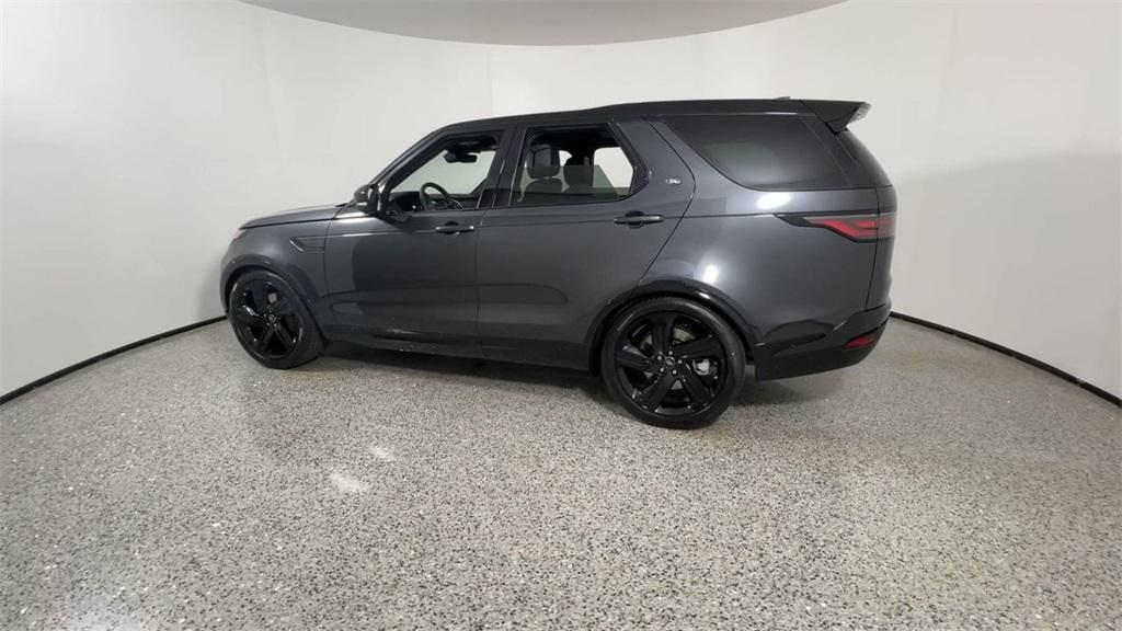 new 2024 Land Rover Discovery car, priced at $79,948