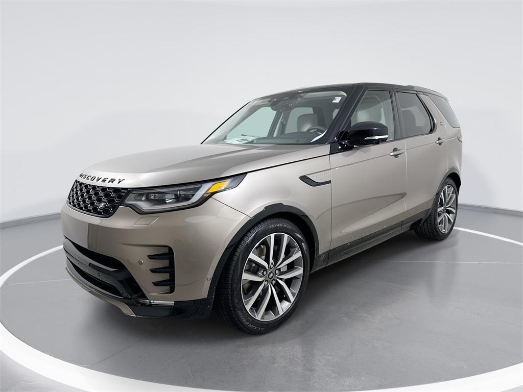 new 2025 Land Rover Discovery car, priced at $70,568