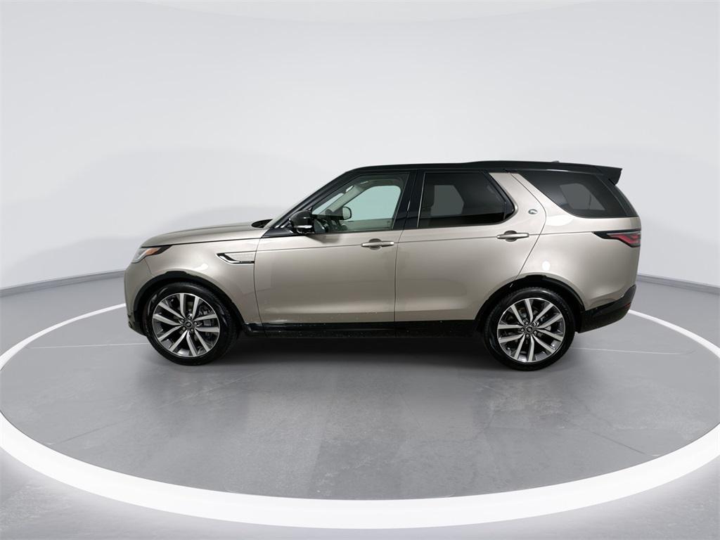 new 2025 Land Rover Discovery car, priced at $70,568