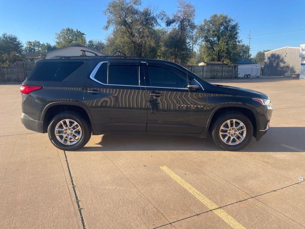 used 2020 Chevrolet Traverse car, priced at $12,995