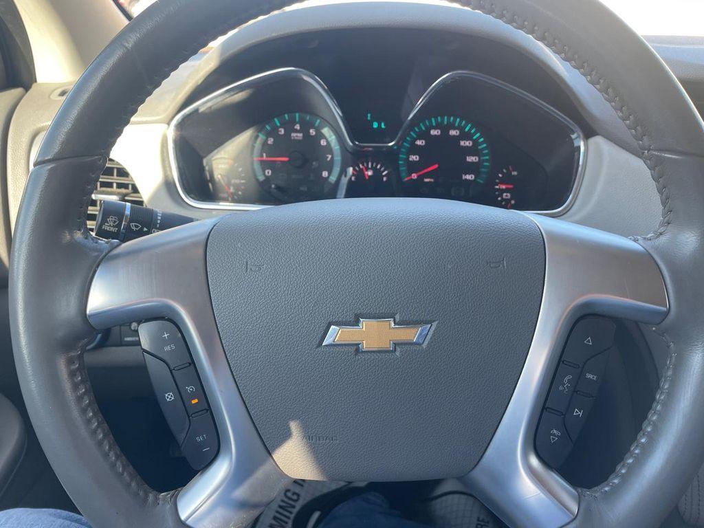 used 2014 Chevrolet Traverse car, priced at $7,995