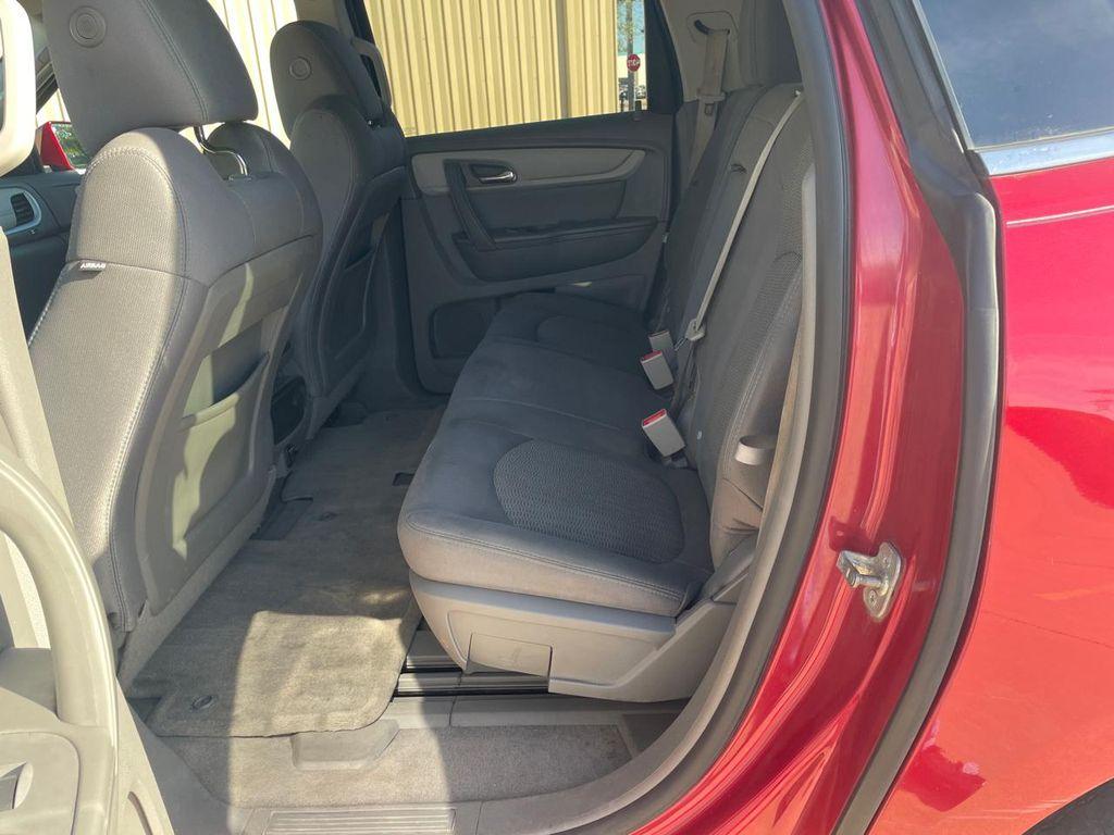 used 2014 Chevrolet Traverse car, priced at $7,995