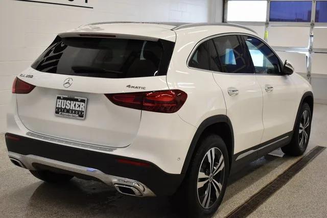 new 2025 Mercedes-Benz GLA 250 car, priced at $51,290