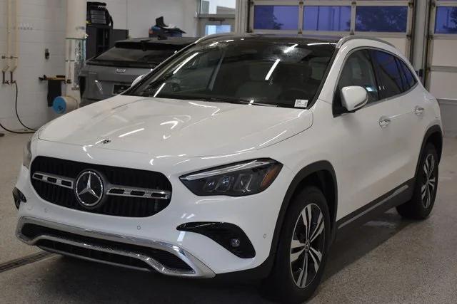 new 2025 Mercedes-Benz GLA 250 car, priced at $51,290