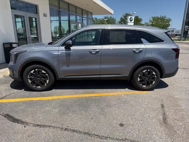 used 2024 Kia Sorento car, priced at $30,498