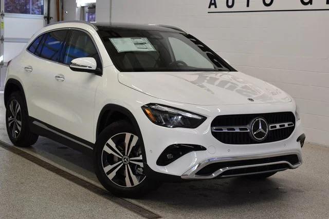 new 2025 Mercedes-Benz GLA 250 car, priced at $51,290