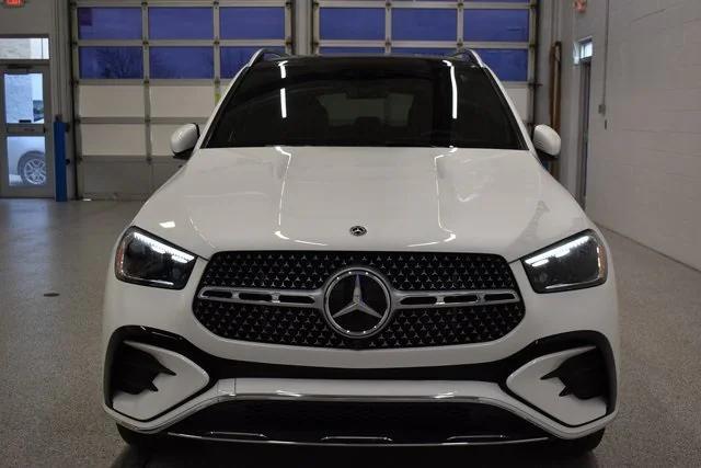 new 2025 Mercedes-Benz GLE 450 car, priced at $82,375