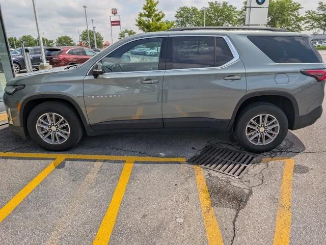 used 2023 Chevrolet Traverse car, priced at $27,498