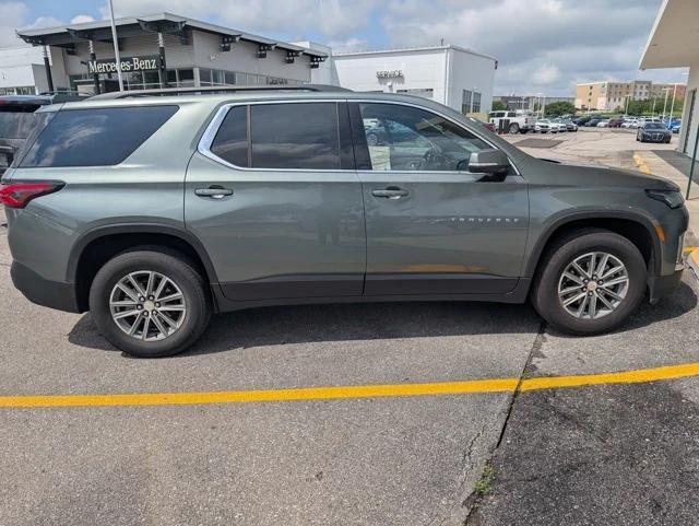 used 2023 Chevrolet Traverse car, priced at $27,498