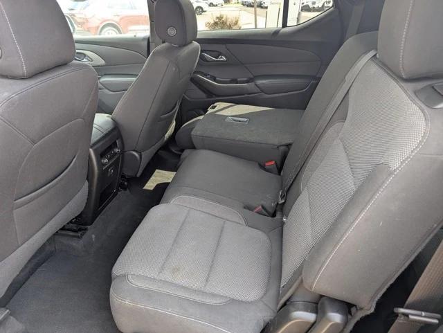 used 2023 Chevrolet Traverse car, priced at $27,498