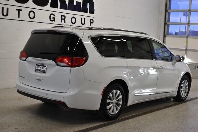 used 2019 Chrysler Pacifica car, priced at $19,698