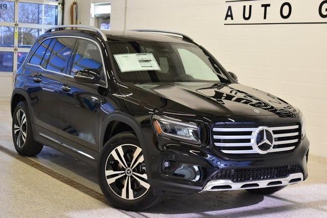 new 2024 Mercedes-Benz GLB 250 car, priced at $49,755