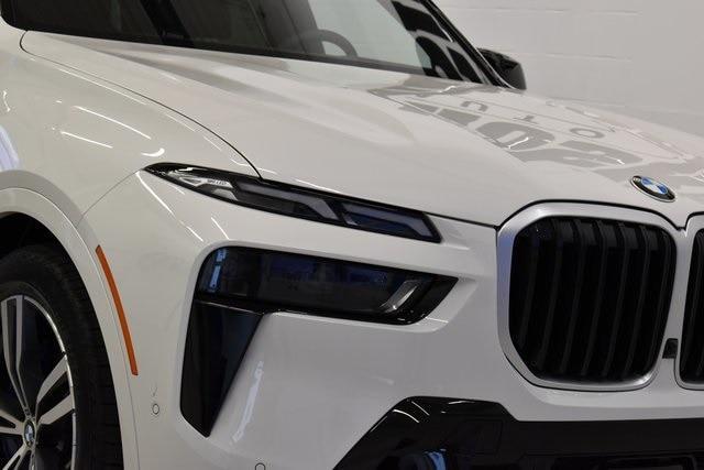 new 2025 BMW X7 car, priced at $115,505