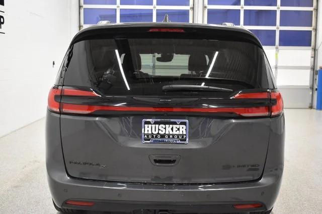 used 2021 Chrysler Pacifica car, priced at $35,498