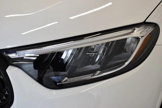 new 2025 Mercedes-Benz GLC 300 car, priced at $59,695