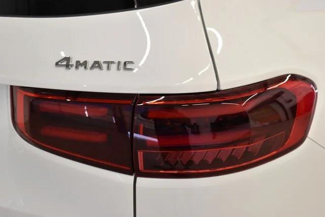 new 2025 Mercedes-Benz GLB 250 car, priced at $49,595