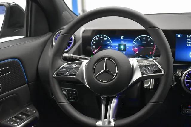 new 2025 Mercedes-Benz GLA 250 car, priced at $48,600