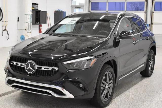 new 2025 Mercedes-Benz GLA 250 car, priced at $48,600