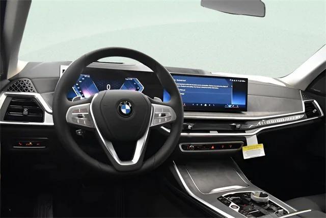 new 2026 BMW X7 car, priced at $93,785