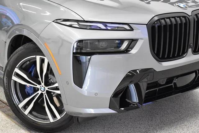 new 2025 BMW X7 car, priced at $93,200