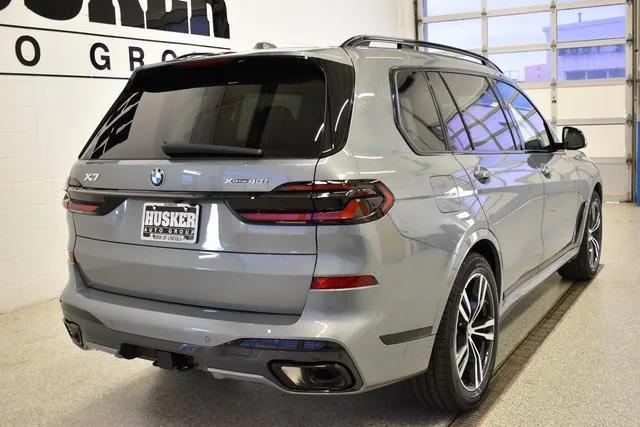 new 2025 BMW X7 car, priced at $93,200