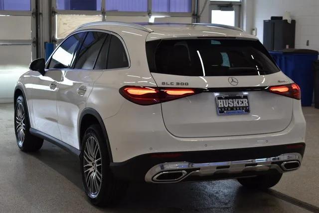 new 2025 Mercedes-Benz GLC 300 car, priced at $59,695