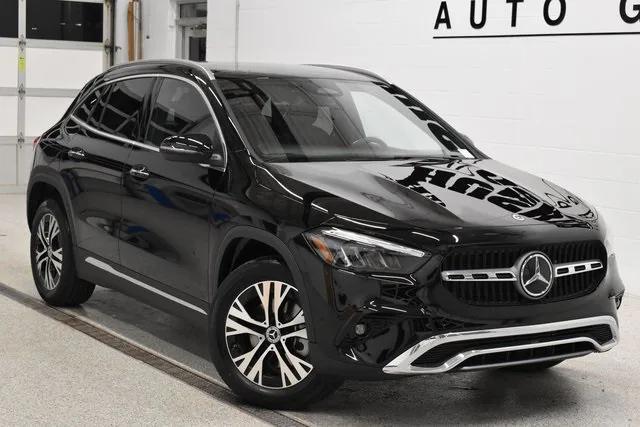 new 2025 Mercedes-Benz GLA 250 car, priced at $47,295