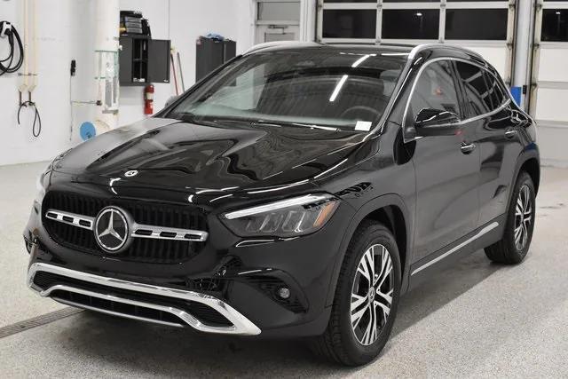 new 2025 Mercedes-Benz GLA 250 car, priced at $47,295