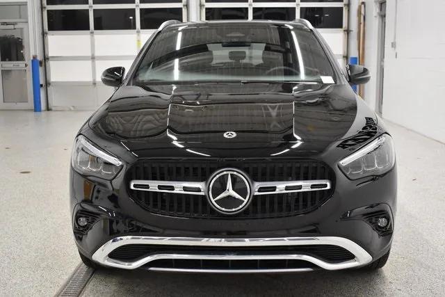 new 2025 Mercedes-Benz GLA 250 car, priced at $47,295