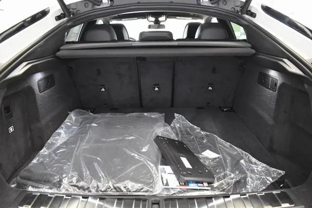 new 2026 BMW X6 car, priced at $105,450