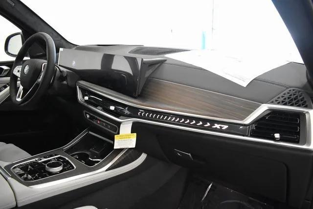 new 2026 BMW X7 car, priced at $99,235