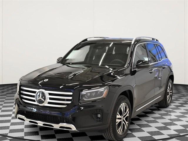 new 2025 Mercedes-Benz GLB 250 car, priced at $51,095