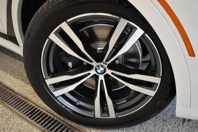 new 2026 BMW X7 car, priced at $121,735