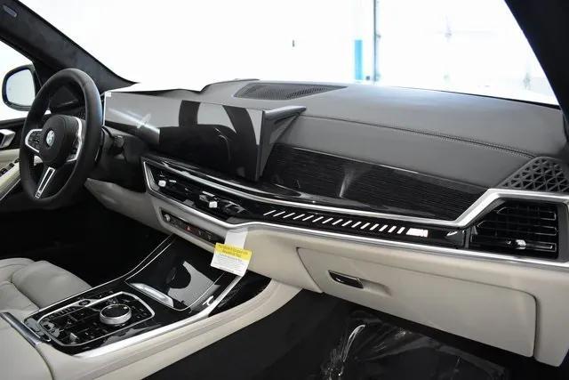 new 2026 BMW X7 car, priced at $121,735