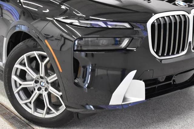 new 2025 BMW X7 car, priced at $88,350