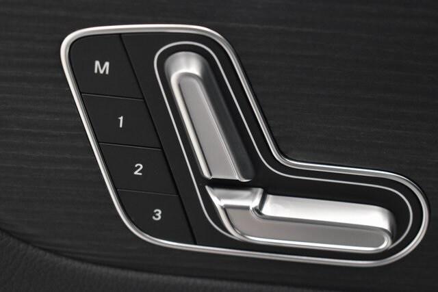 new 2025 Mercedes-Benz EQB 250 car, priced at $57,600