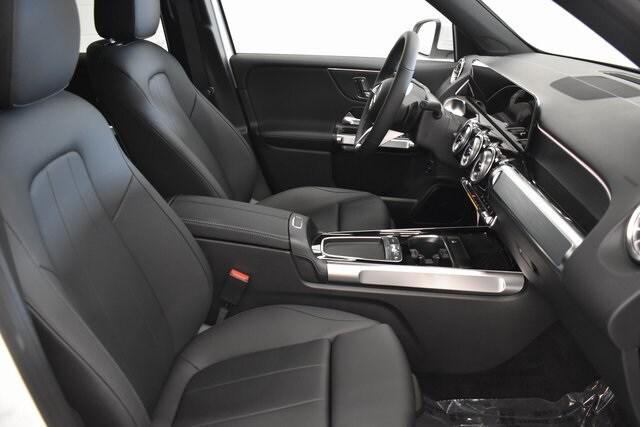 new 2025 Mercedes-Benz EQB 250 car, priced at $57,600